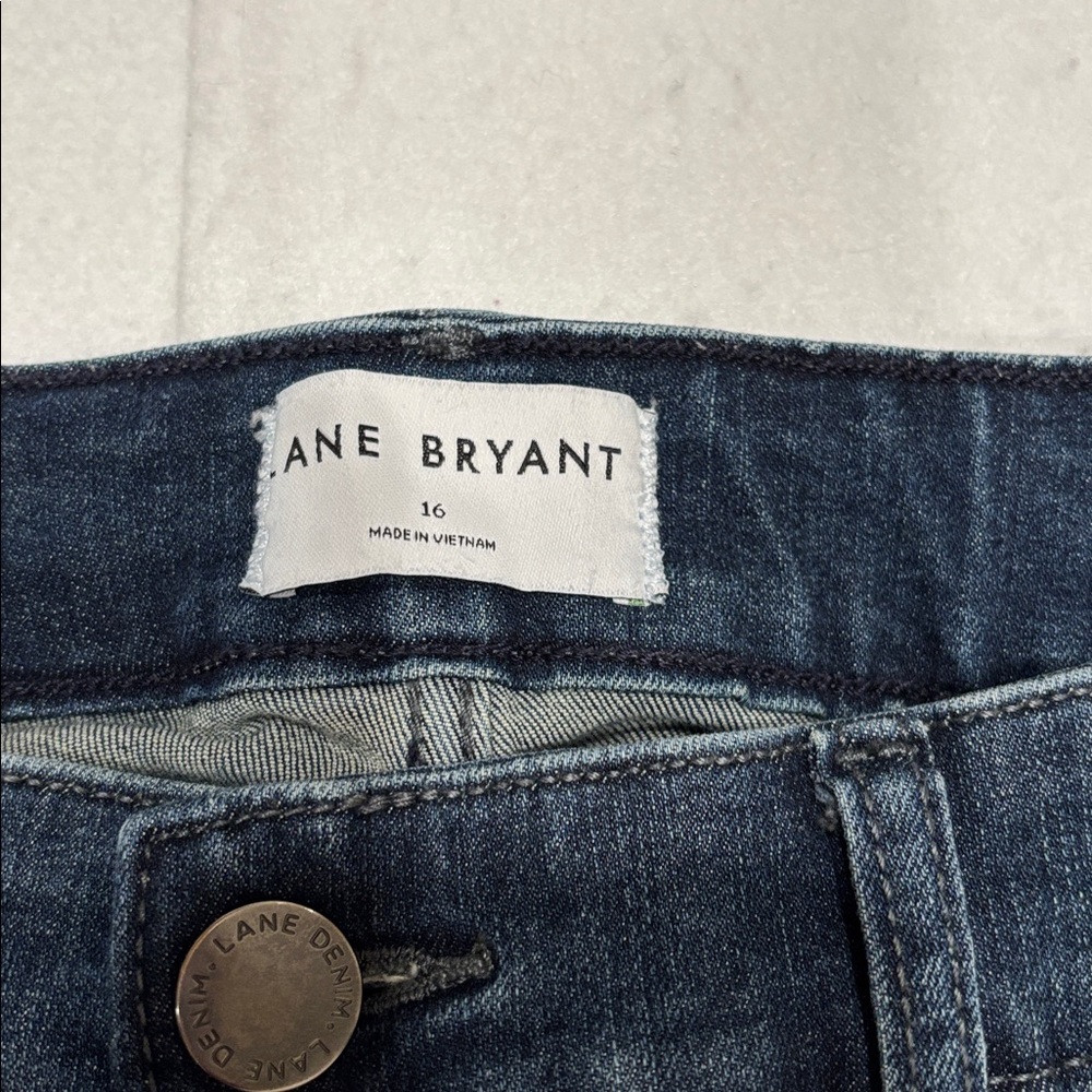 Lane Bryant Deep Blue Straight Leg Jeans Sz 16 Five pocket Zip Fly Comfy Stretch - Picture 3 of 7